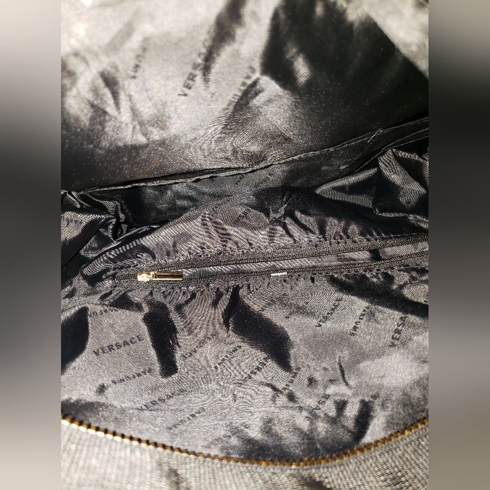 Backpack - Picture 4 of 4